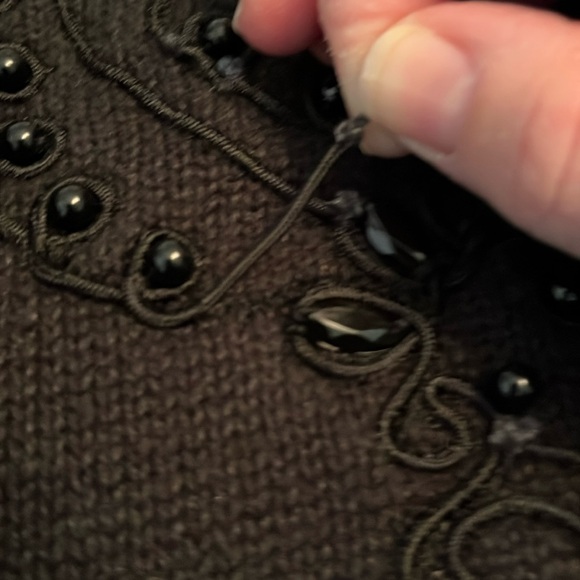 VINTAGE BONNIE AND BILL BEADED SWEATER. SIZE L. - Picture 5 of 7